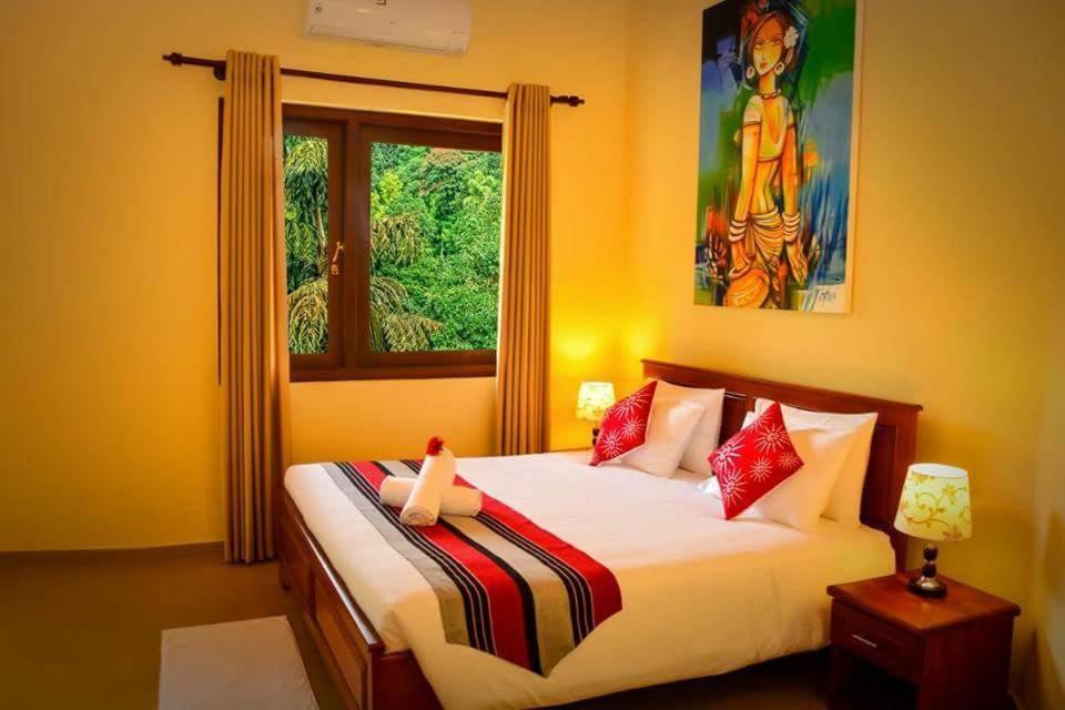 The Grand Hills Bed & Breakfast Kandy Bagian luar foto