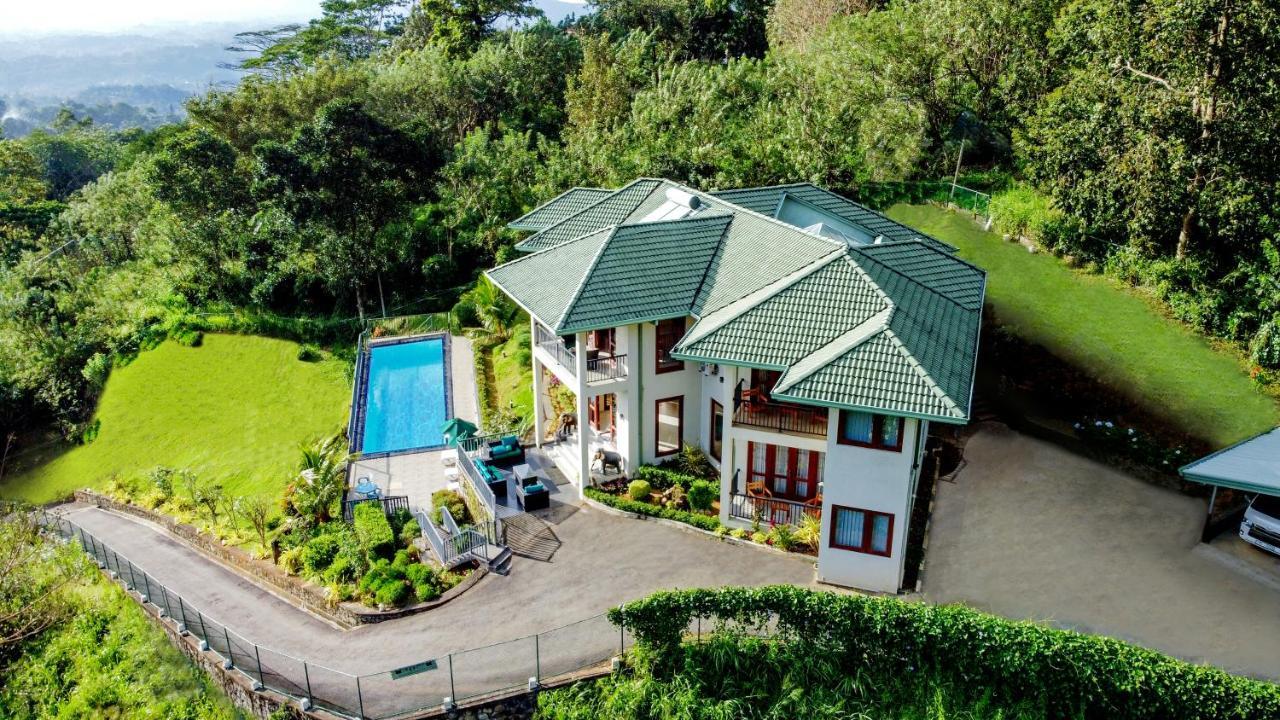 The Grand Hills Bed & Breakfast Kandy Bagian luar foto