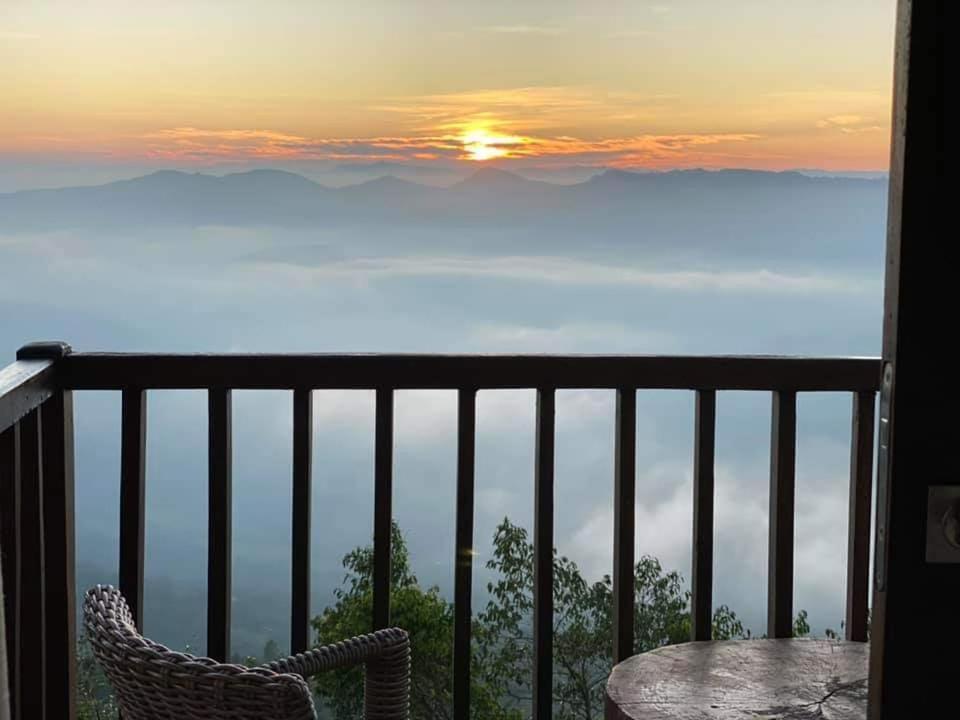The Grand Hills Bed & Breakfast Kandy Bagian luar foto